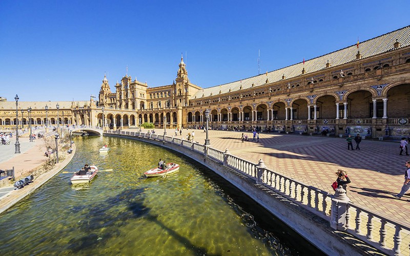 Top 10 điểm du lịch không thể bỏ qua khi đến Tây Ban Nha