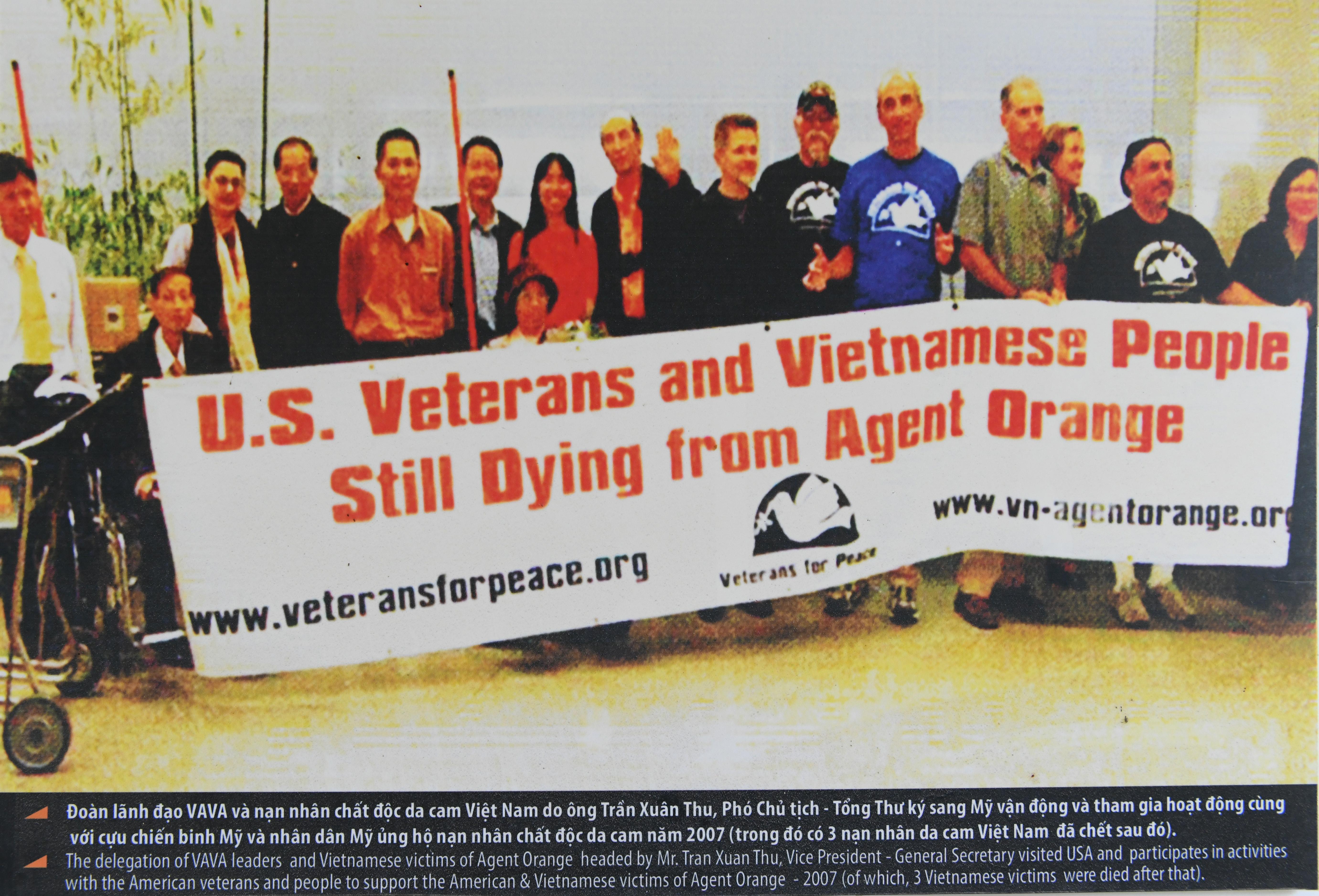 Hành trình đi tìm công lý cho các nạn nhân nhiễm chất độc da cam đã nhận được sự ủng hộ rất nhiệt tình của bạn bè quốc tế. (Ảnh tư liệu do VAVA Việt Nam cung cấp)