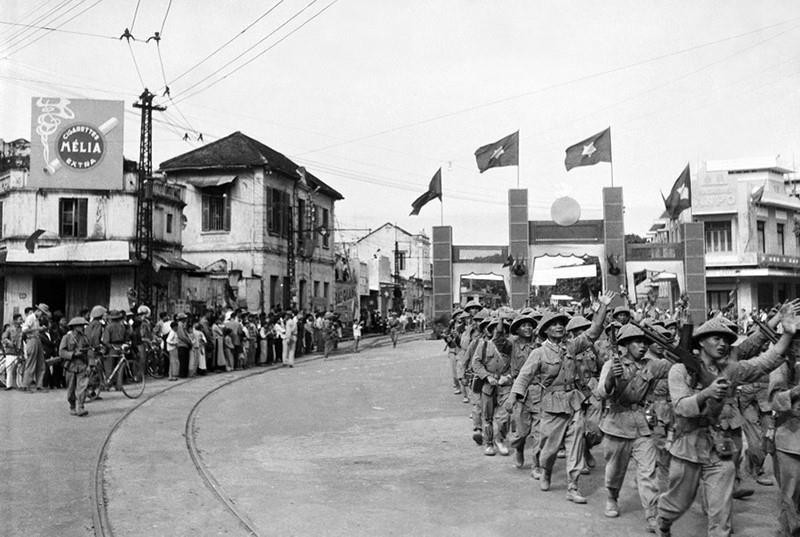 [Ảnh] Những hình ảnh tư liệu về Ngày Giải phóng Thủ đô 10/10/1954 ảnh 9