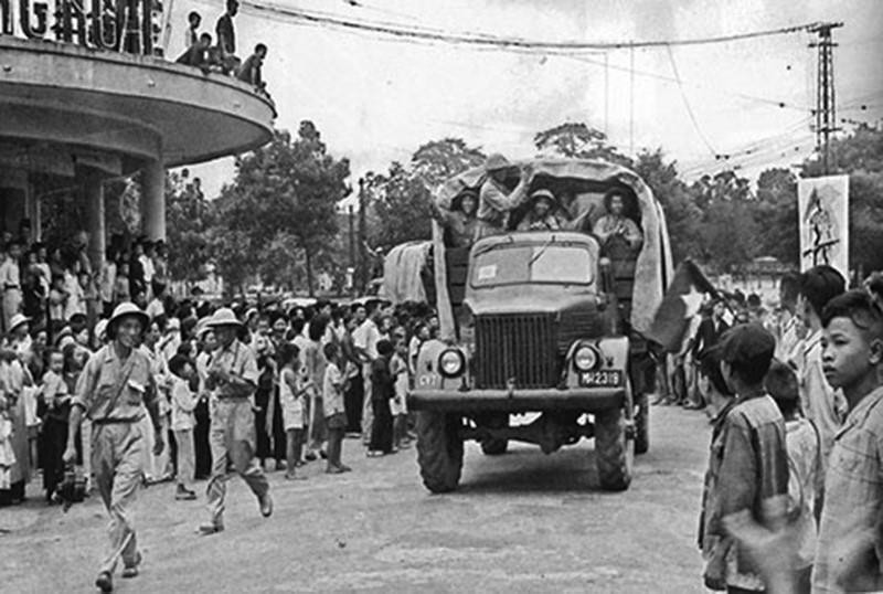 [Ảnh] Những hình ảnh tư liệu về Ngày Giải phóng Thủ đô 10/10/1954 ảnh 11