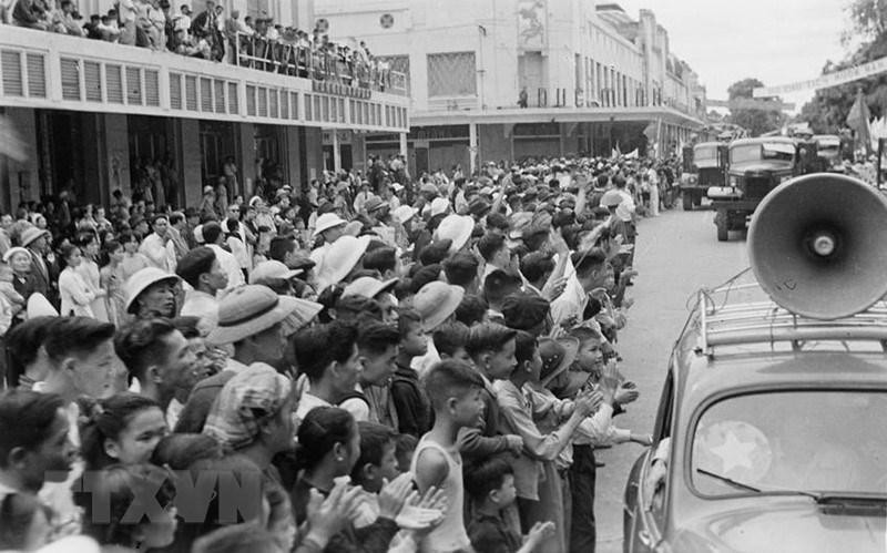 [Ảnh] Những hình ảnh tư liệu về Ngày Giải phóng Thủ đô 10/10/1954 ảnh 16