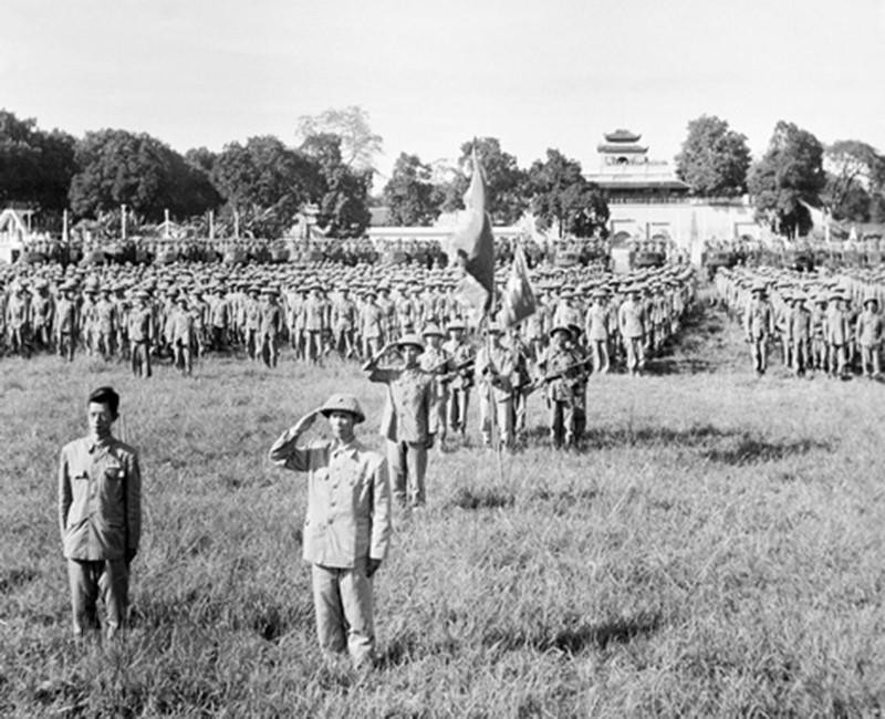 [Ảnh] Những hình ảnh tư liệu về Ngày Giải phóng Thủ đô 10/10/1954 ảnh 19