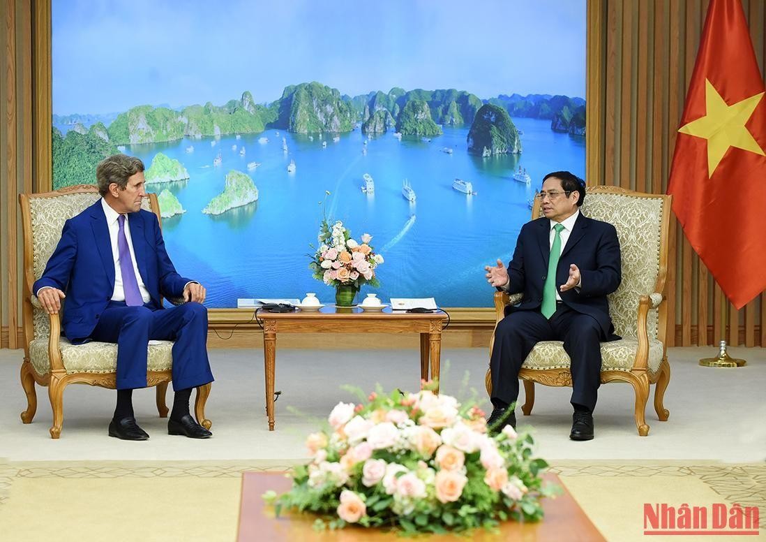 [Ảnh] Thủ tướng Phạm Minh Chính tiếp ông John Kerry, Đặc phái viên của Tổng thống Mỹ về biến đổi khí hậu ảnh 3