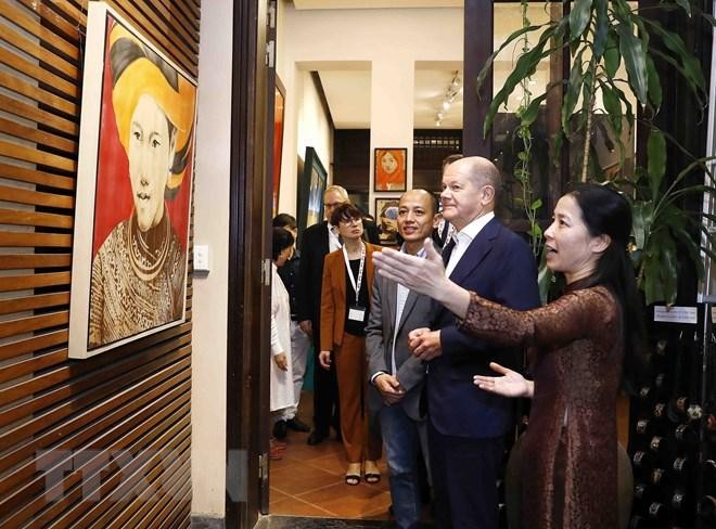 Thủ tướng CHLB Đức kết thúc tốt đẹp chuyến thăm chính thức Việt Nam ảnh 12