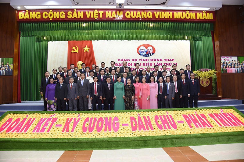 Ra mắt Ban Chấp hành Đảng bộ Đồng Tháp nhiệm kỳ 2020-2025.