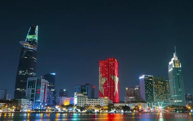 Thành phố Hồ Chí Minh ngày một to đẹp, hiện đại hơn.