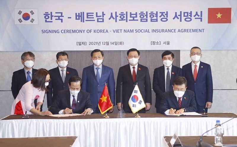 Chủ tịch Quốc hội chứng kiến Lễ ký Hiệp định song phương về bảo hiểm xã hội giữa Việt Nam và Hàn Quốc