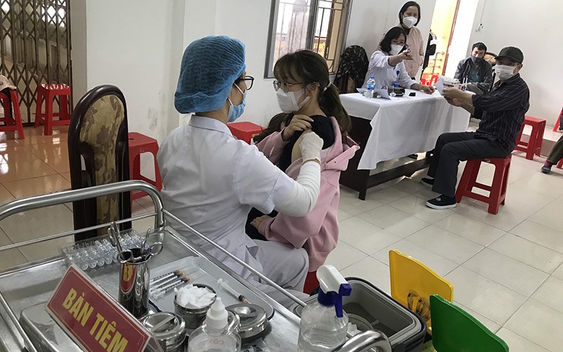 Tiêm vaccine phòng Covid-19 tại thành phố Hải Dương.