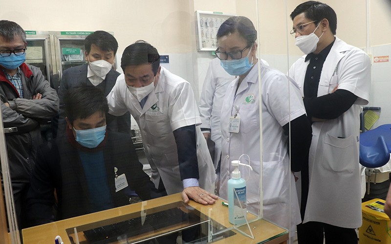 Hội đồng kiểm tra công tác triển khai hồ sơ bệnh án điện tử tại Bệnh viện Phụ sản Hà Nội.