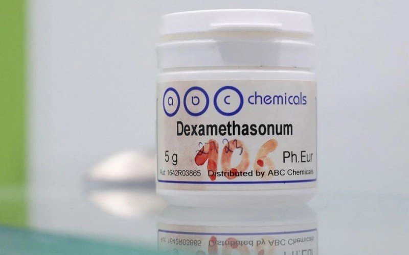 Dữ liệu thử nghiệm cho thấy thuốc kháng viêm Dexamethasone giúp giảm nguy cơ tử vong ở bệnh nhân Covid-19. (Ảnh: Reuters)