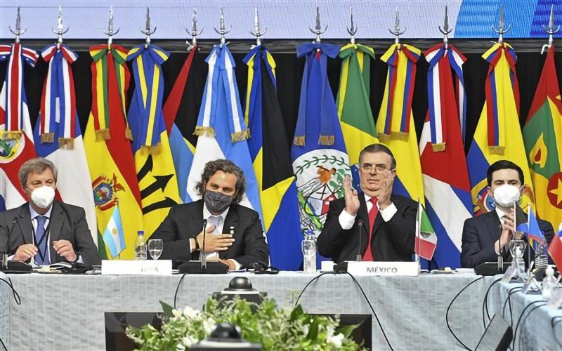 Các đại biểu tham dự Hội nghị Ngoại trưởng Tổ chức các quốc gia Mỹ Latinh và Caribe (CELAC) ở thủ đô Buenos Aires, Argentina, ngày 7/1. (Ảnh: AFP/TTXVN)