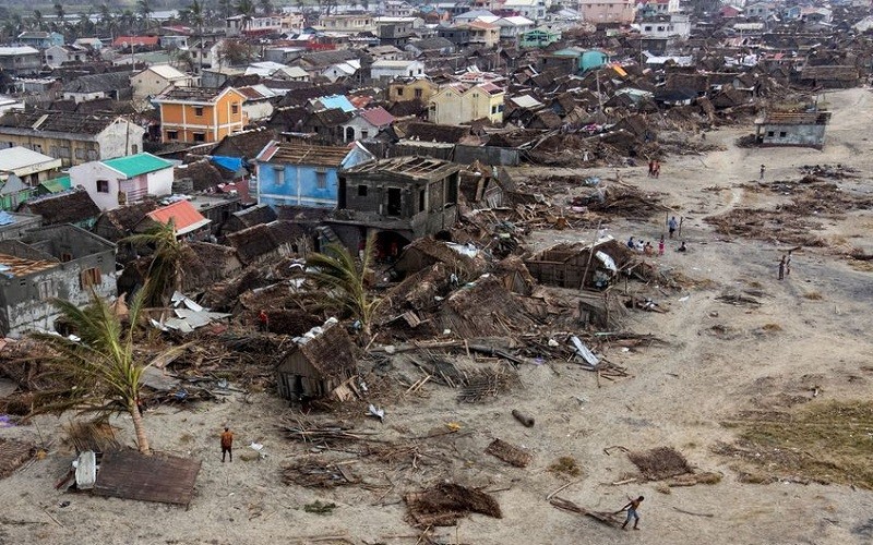 Khung cảnh tan hoang ở Mananjary, Madagascar, sau khi bão Batsirai quét qua, ngày 8/2/2022. (Ảnh: REUTERS)