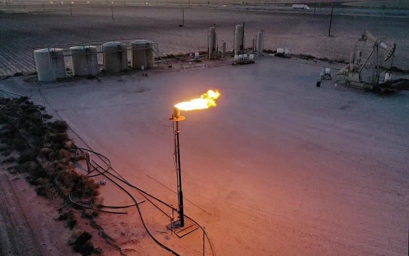 Hoạt động khoan dầu khí tại lưu vực Permian ở Stanton, bang Texas, Mỹ. (Ảnh: Getty Images)