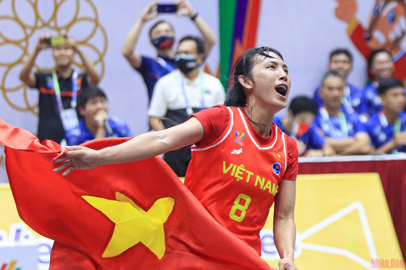 Lọt vào chung kết được xem như thành tích lịch sử với bóng rổ nữ nước nhà. (Ảnh: Minh Phú)