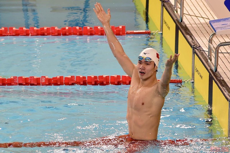 Đội tuyển bơi Việt Nam giành Huy chương Vàng nội dung đồng đội 200m. (Ảnh: TRẦN HẢI)