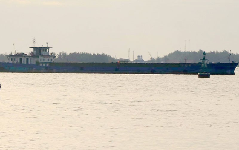 Tàu Thịnh Long 68 đậu tại khu vực Cảng Thuận An.