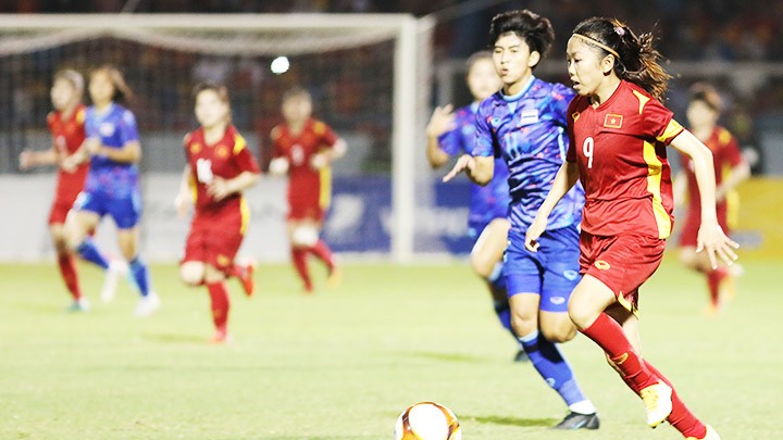 Các cầu thủ đội tuyển bóng đá nữ Việt Nam đang có phong độ cao. Ảnh: LÊ MINH