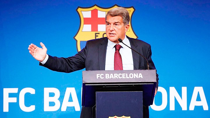 Barca bán 10% bản quyền truyền hình
