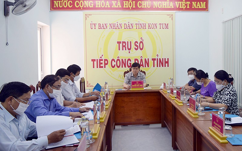 Buổi tiếp công dân định kỳ giải quyết khiếu nại, tố cáo của lãnh đạo tỉnh Kon Tum. (Ảnh NGUYỄN HIỆP)
