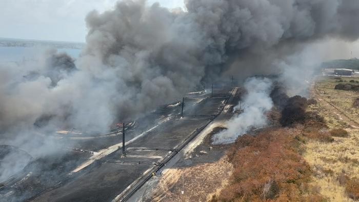 Hiện trường vụ cháy kho chứa nhiên liệu trên Vịnh Matanzas, Cuba, ngày 9/8/2022. (Ảnh: Granma) 