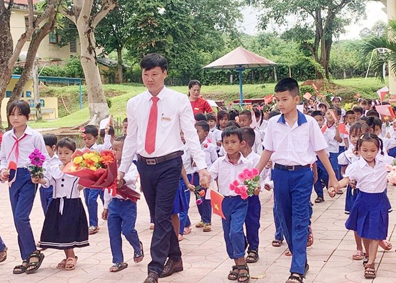 399 trường học ở Quảng Trị tổ chức khai giảng năm học mới ảnh 2