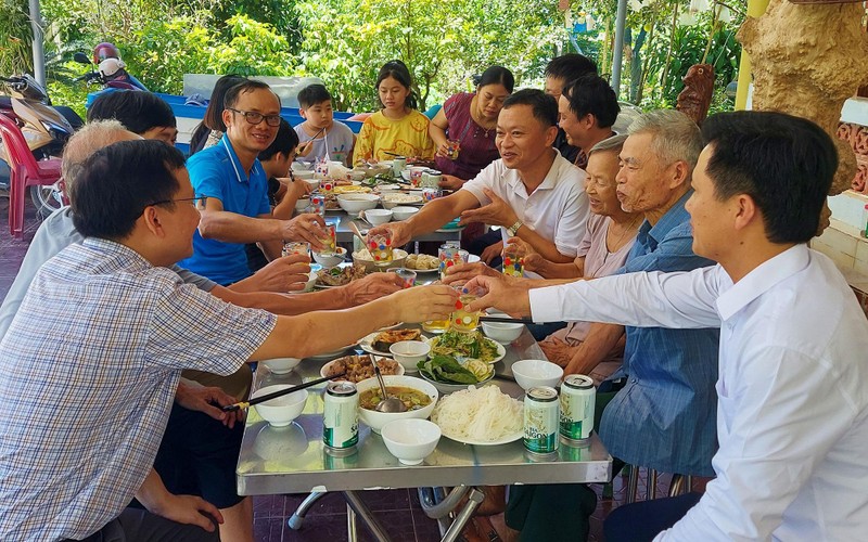 Mâm cơm giỗ Bác Hồ trong ngày Tết Độc lập ở Lệ Thủy ảnh 8