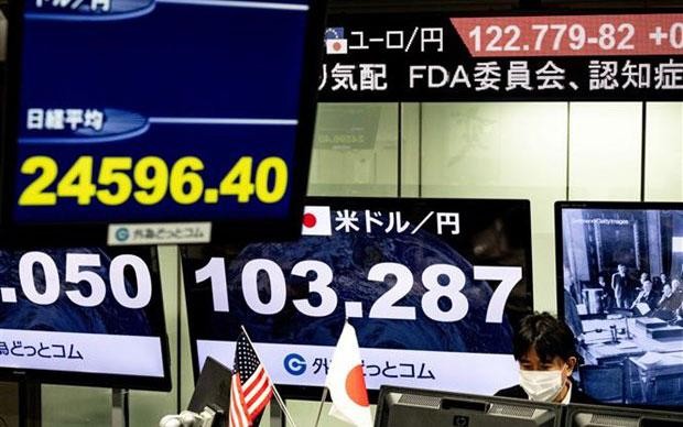 Đồng yen của Nhật Bản trượt xuống mức thấp nhất trong 24 năm