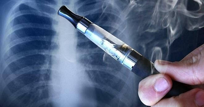 Khói thuốc lá thế hệ mới có chứa các chất gây ung thư.