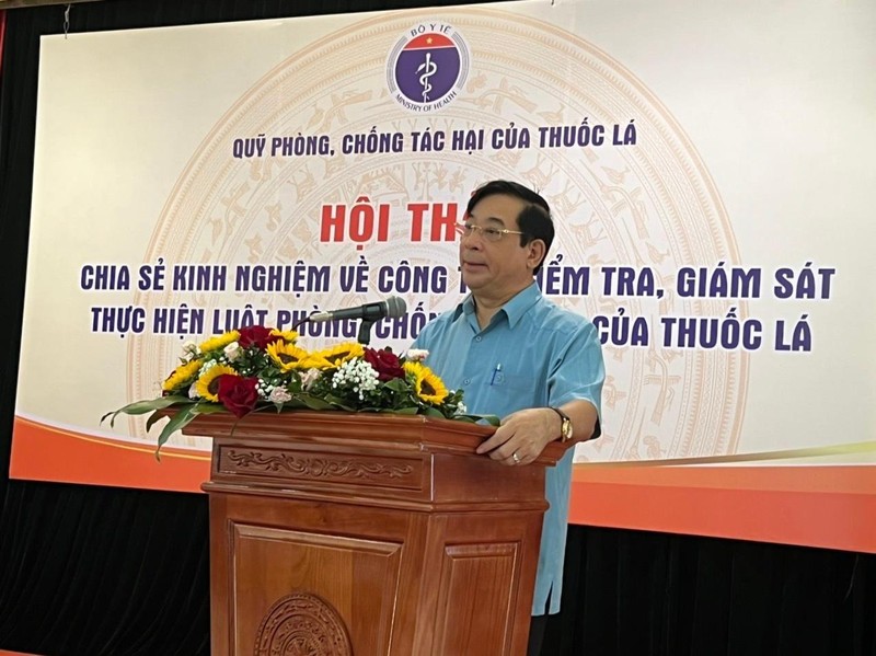 PGS, TS Lương Ngọc Khuê, Phó Chủ tịch Hội đồng Y khoa Quốc gia, Cục trưởng Cục Quản lý Khám chữa bệnh phát biểu tại hội thảo.