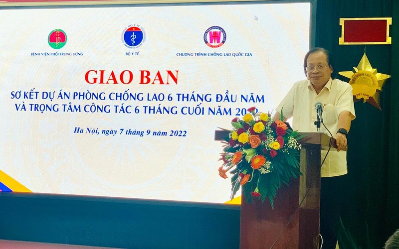 PGS, TS Nguyễn Viết Nhung, Giám đốc Bệnh viện Phổi Trung ương, Trưởng Ban Điều hành phòng, chống lao phát biểu. 