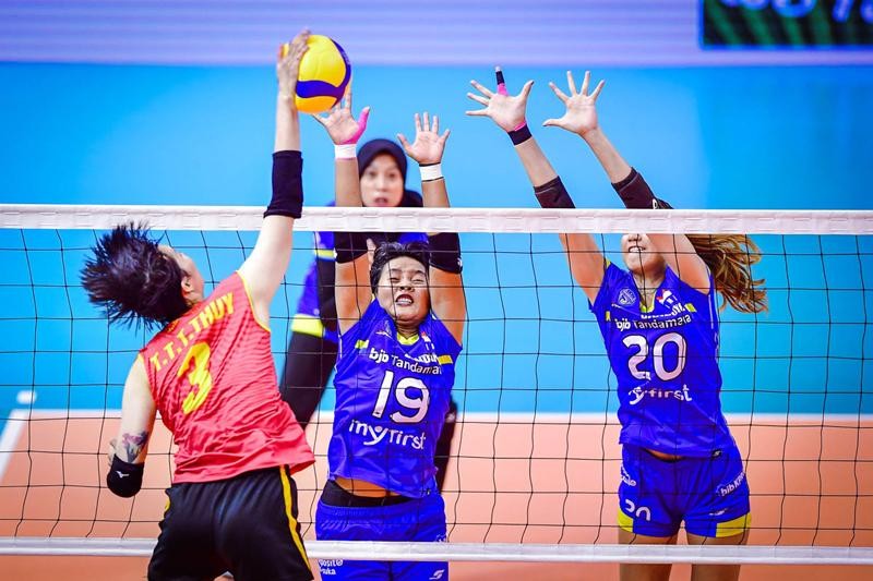 Đội tuyển bóng chuyền nữ Việt Nam thi đấu tại Cúp bóng chuyền ASEAN Grand Prix 2022. Ảnh: AVC