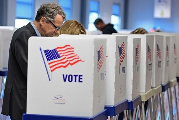 Mỹ tăng tốc vận động bầu cử giữa kỳ
