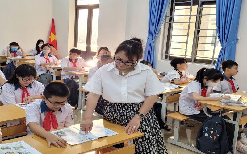 Nhiều cơ sở giáo dục tại Phú Thọ phải khắc phục tình trạng thiếu giáo viên ở một số môn học.