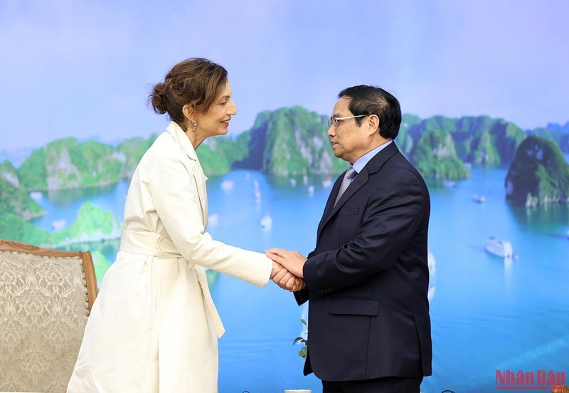 Thủ tướng Chính phủ Phạm Minh Chính đón Tổng Giám đốc Tổ chức Giáo dục, Khoa học và Văn hóa Liên hợp quốc (UNESCO) Audrey Azoulay.