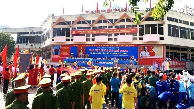 Quang cảnh Lễ khai mạc Đại hội Thể dục thể thao tỉnh Đắk Lắk lần thứ 9 năm 2021-2022.