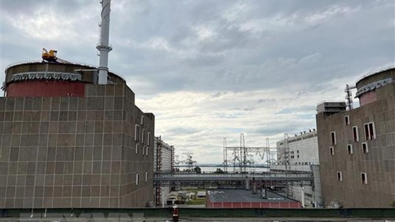 Quang cảnh nhà máy điện hạt nhân Zaporizhzhia ở Enerhodar, miền đông Ukraine. (Ảnh: AFP/TTXVN)