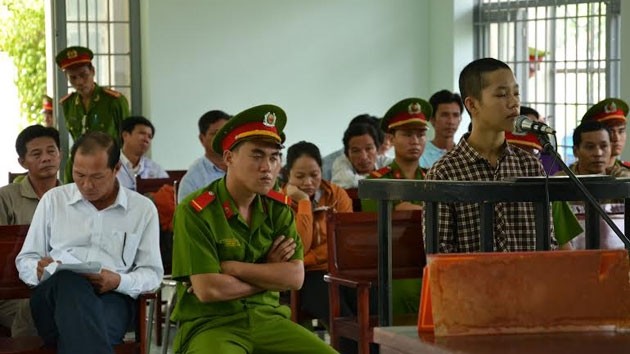 Bị cáo Nguyễn Mai Trung Tuấn tại phiên tòa.